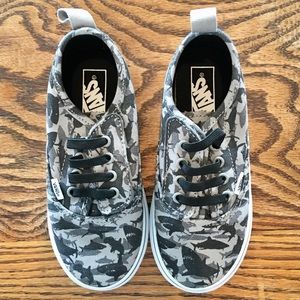 Little Kid Vans🦈